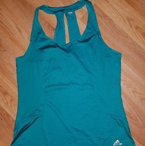 Womens clothing has a zippered pocket